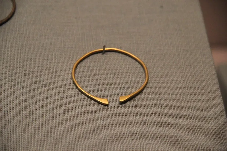 Nakful Nose Pin