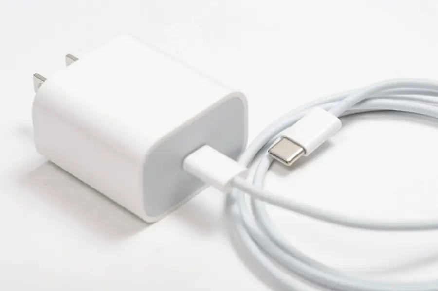 Orbit 65 W GaN Charger
